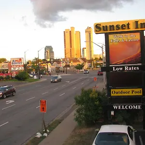 Sunset Inn Niagara Falls